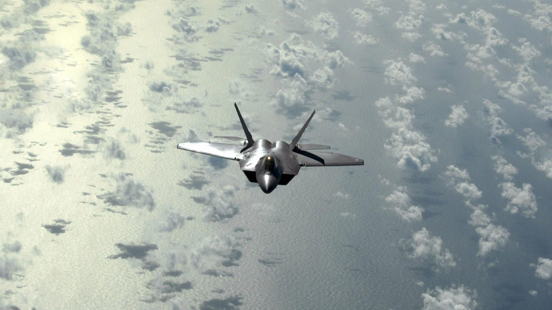 瑞士队门将费尔南德斯在巴黎奥运会上展现出高水平的扑救能力,费尔南德斯十佳球