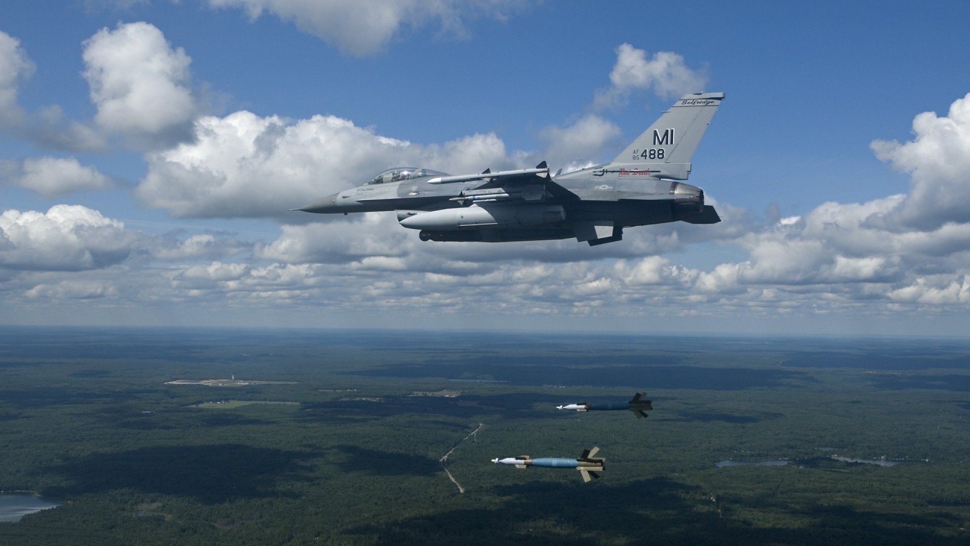 德甲精彩场面：攻防瞬间，激情无限！，德甲 打架